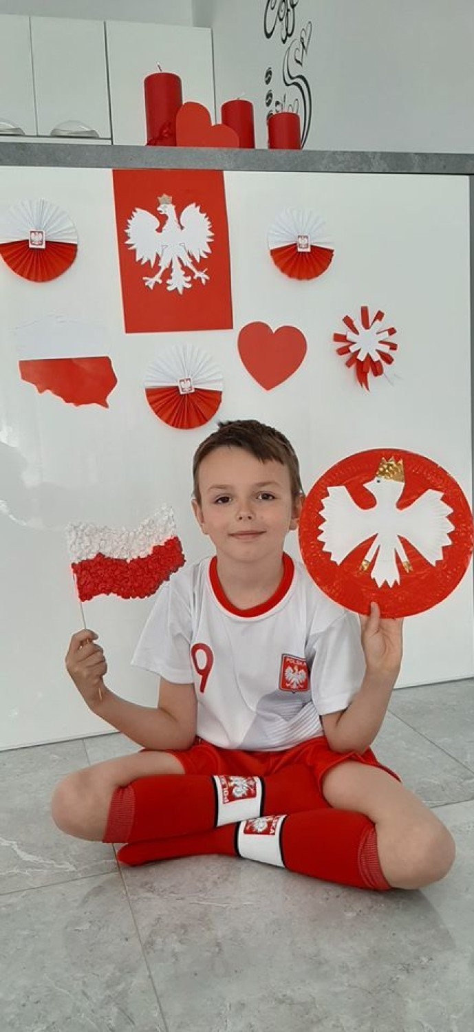 Dzieci z gminy Strzegom malowały flagi. Konkurs „Moja Biało-Czerwona” (GALERIA) 