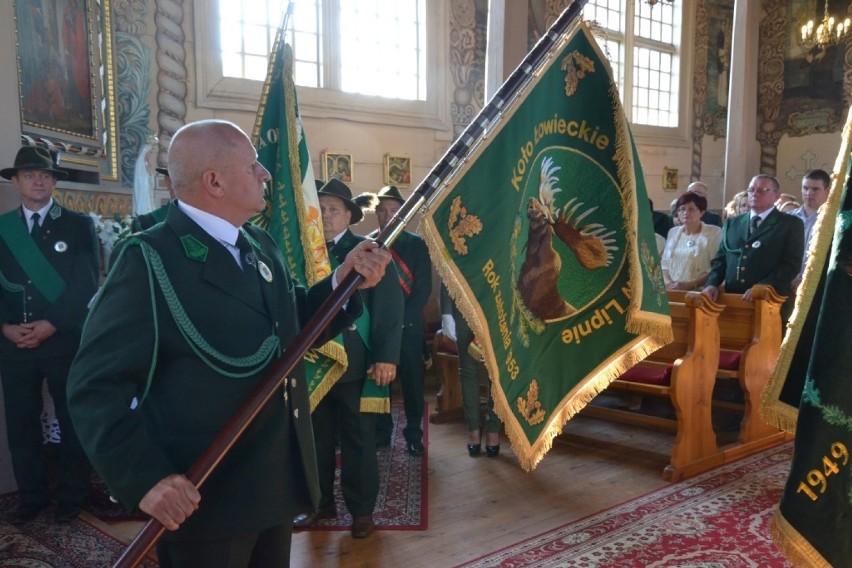 Koło Łowieckie „Łoś” w Lipnie ma nowy sztandar [zdjęcia]