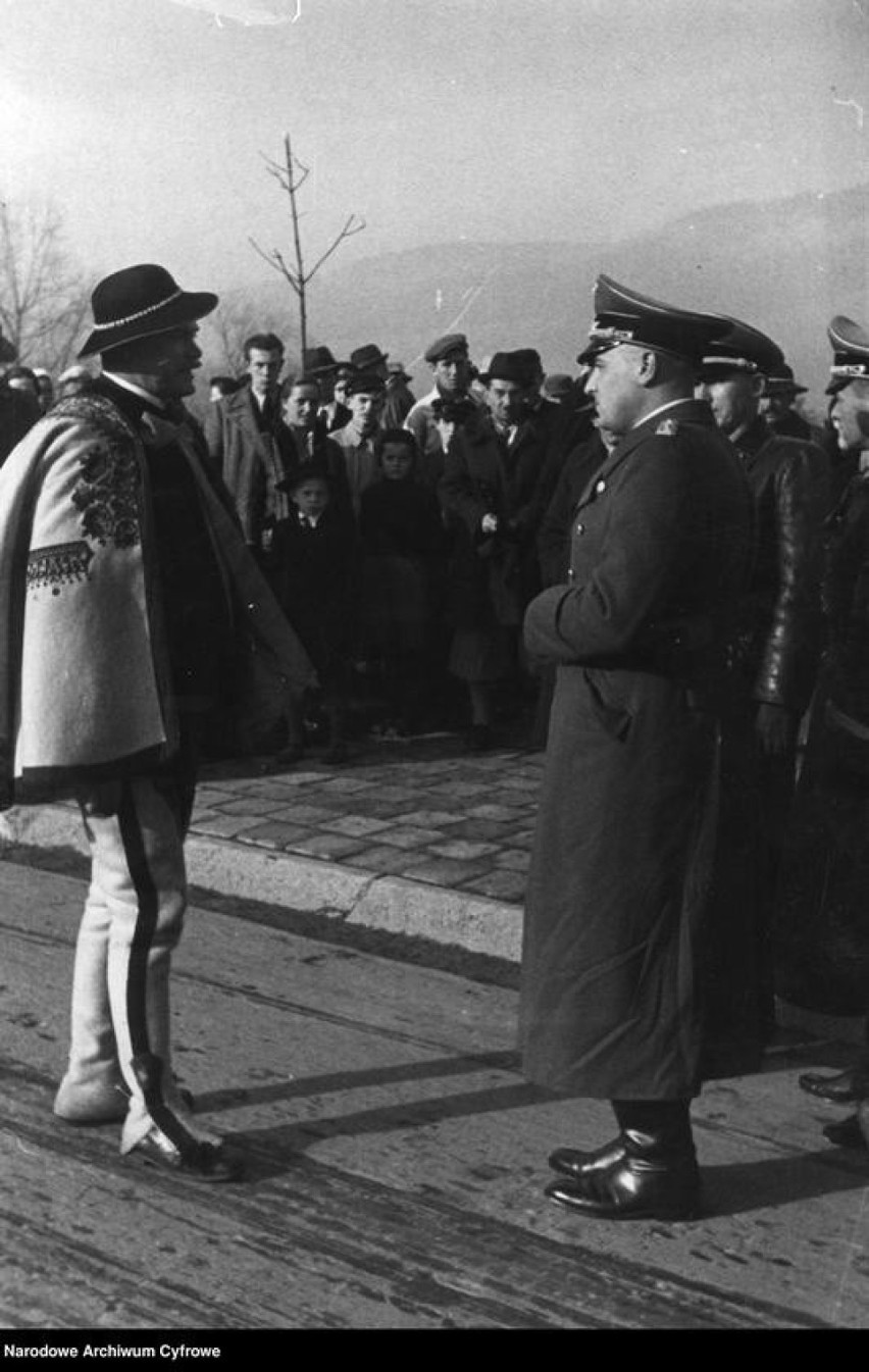 7 listopada 1939 delegacja górali z Wacławem Krzeptowskim na...
