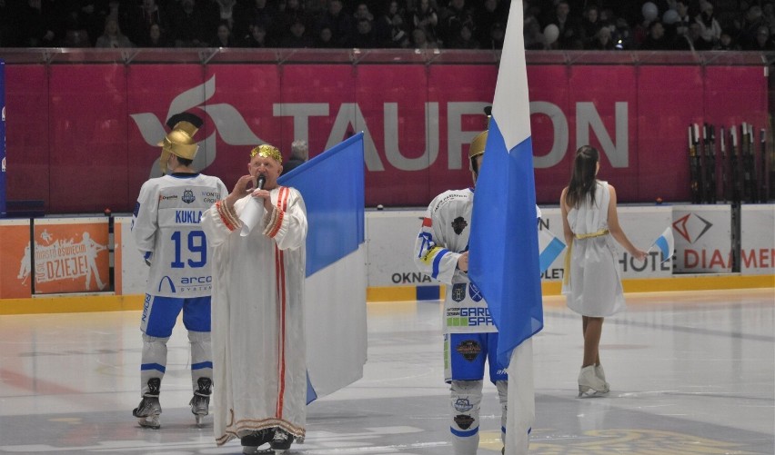 Kibice nie zawiedli w meczu otwarcia hokejowego półfinału...