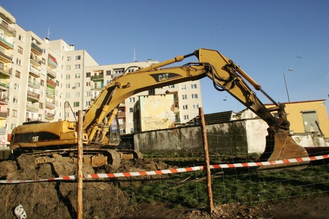 Ruszyła rozbiórka publicznego szaletu w Legnicy