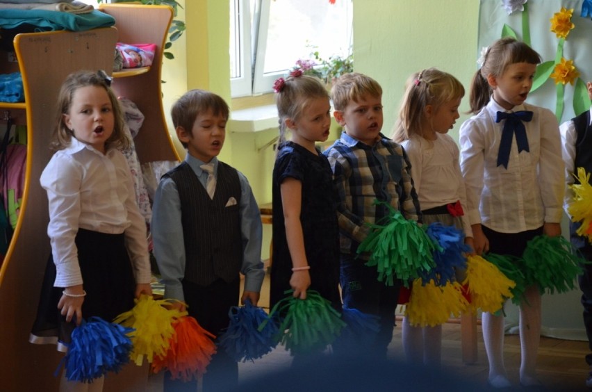 Pasowanie przedszkolaków w Bełchatowie. Montessorki złożyły ślubowanie [ZDJĘCIA]