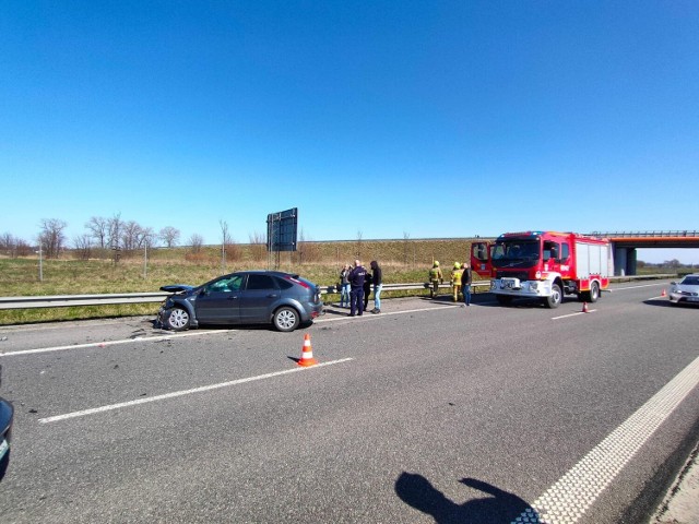 Wypadek dwóch samochodów osobowych na drodze S7 koło Nowego Dworu Gdańskiego