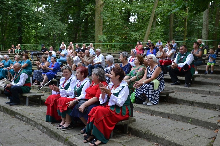 W Lipnie Przegląd „Rozkołysz Pieśnią Świat” zgromadził chóry klubów seniora
