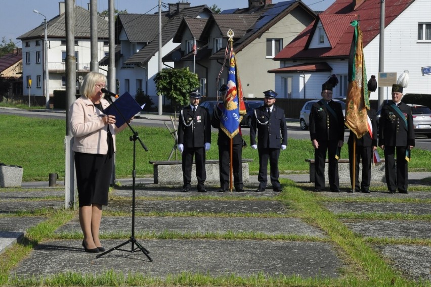 Przed pomnikiem w Rajsku oddano hołd polskim żołnierzom...