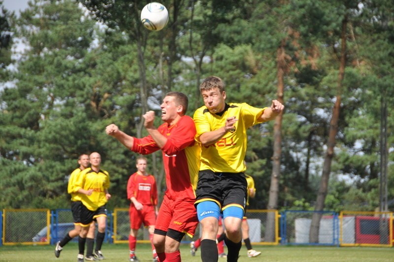 Zdjęcia z meczu Amator Kiełpino - Czarni Pruszcz Gdański