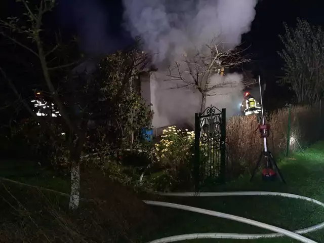 Pożar domku letniskowego przy ul. Kaczorowy w Jaśle