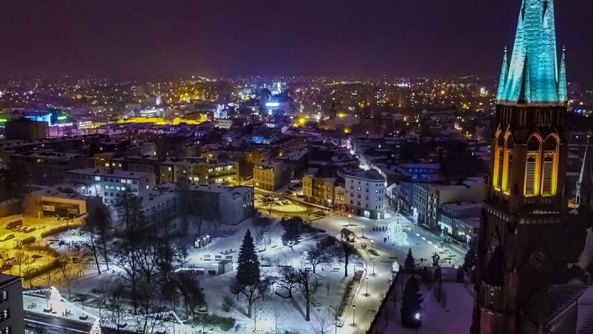 Piękny zimowy Rybnik widziany z drona.