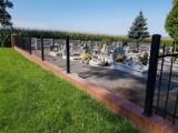 Złodzieje nie mają wstydu! Ukradli ogrodzenie na cmentarzu w Radzimowie!