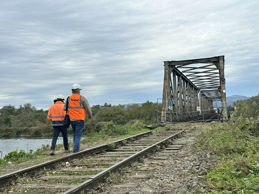 Stary most kolejowy na Dunajcu zniknął z krajobrazu miasta