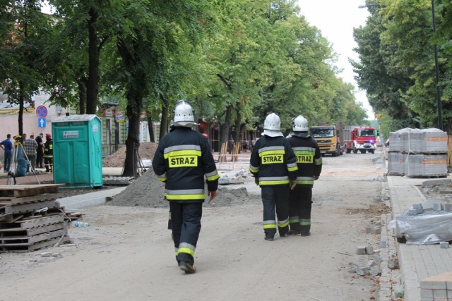Koparka uszkodziła gazociąg na skrzyżowaniu ul. Żwirki i Wigury i św. Antoniego