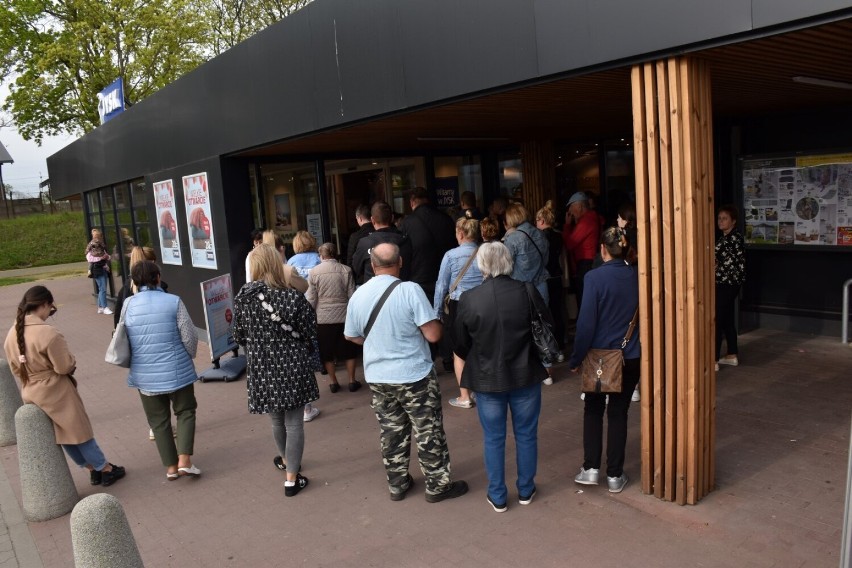 Otwarcie nowego supermarketu w Sławnie