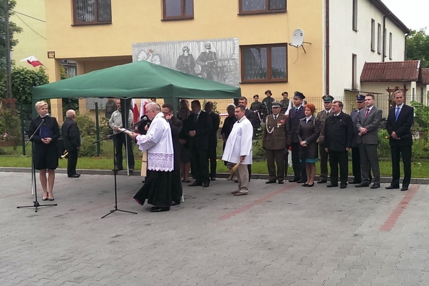 Fundacja Kocham Podlasie upamiętnia na muralach żołnierzy...