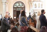 Wielu wiernych na mszy w Panewnikach. Nie wszyscy się zmieścili