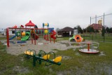 Na terenie gminy Stary Dzików postawiono place zabaw [ZDJĘCIA, WIDEO]