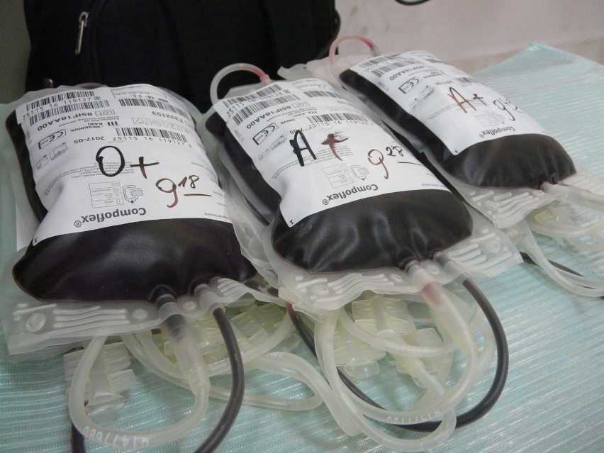 Oddawano krew w Sieradzu. W środę odbyły się dwie zbiórki: społeczna i policyjna