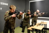 Wirtualną strzelnicę otwarto w Zespole Szkół SASR w Trzcinicy