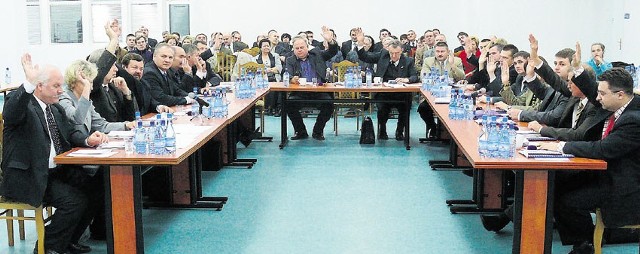 27 listopada 2006 roku - pierwsza sesja nowej rady miasta