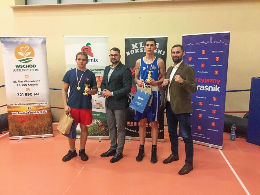 Mali bokserzy w akcji - są nieustraszeni! Kraśnicki Mikołajkowy Boxing Cup III za nami [ZDJĘCIA]