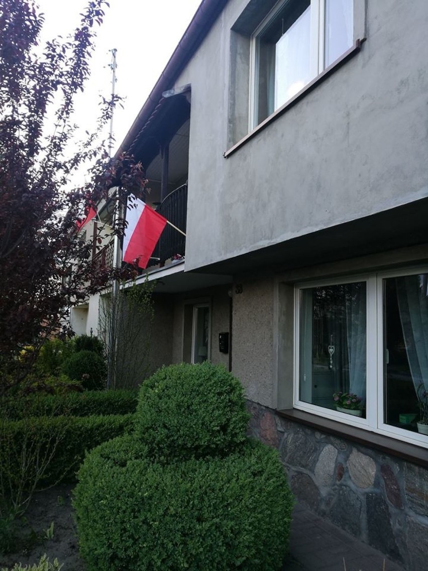 Mieszkańcy powiatów grodziskiego, nowotomyskiego i wolsztyńskiego przesłali nam zdjęcia flag