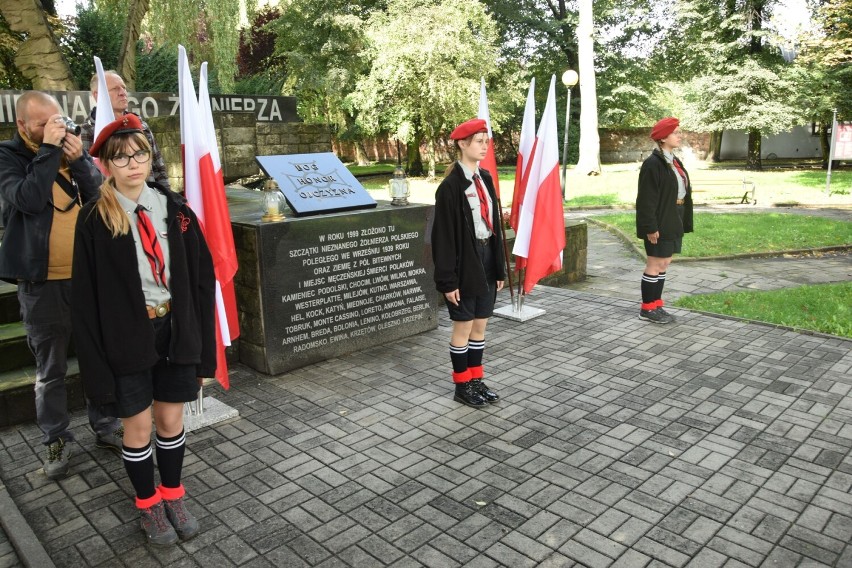 Mieszkańcy Radomska upamiętnili 82. rocznicę wybuchu II...