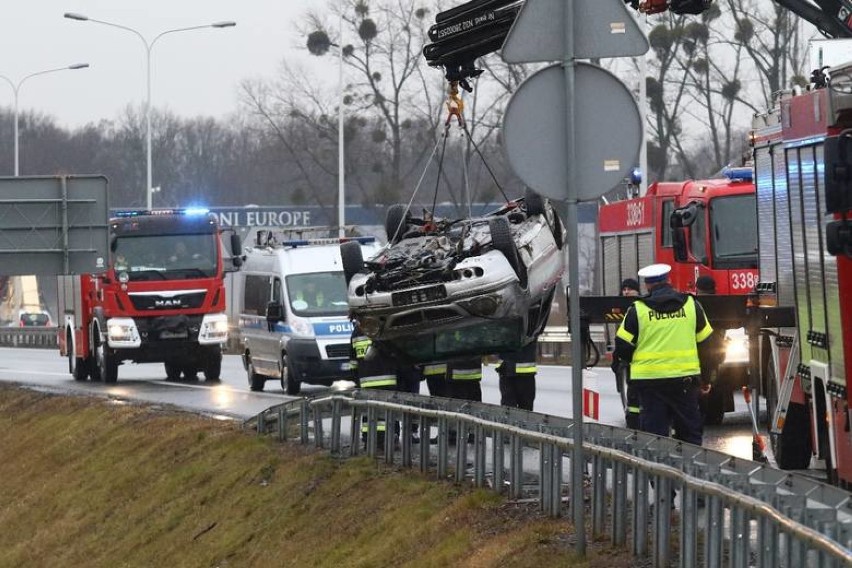 Poważny wypadek na obwodnicy. Są ranni!       