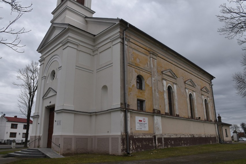 W 2024 roku kościół parafialny w Szymanowicach przejdzie...