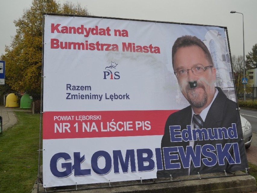 Wandale zniszczyli plakaty wyborcze