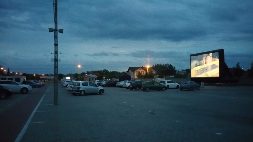 Kino samochodowe było już organizowane w Wieluniu w czerwcu 2020 r.