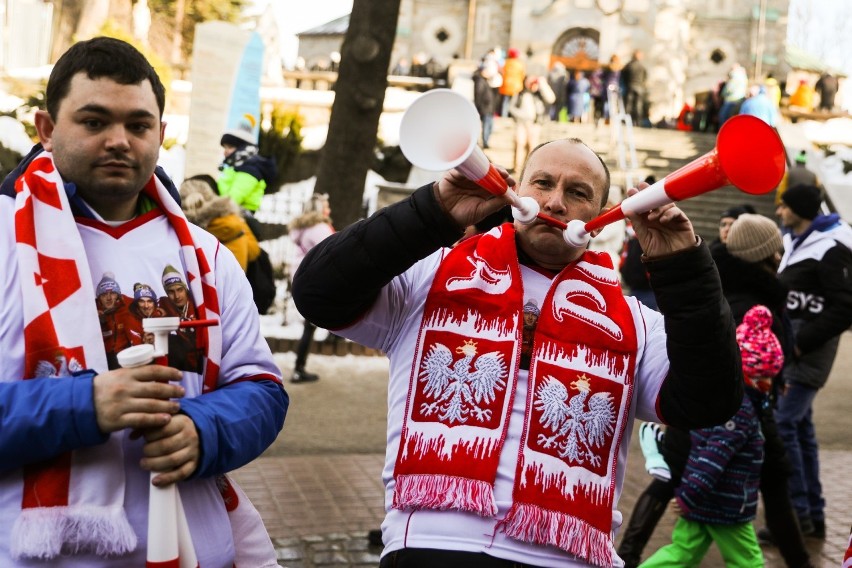 Skoki w Zakopanem 2020. Biało-czerwona fala znów zalała miasto. Wielkie święto na ulicach Zakopanego [ZDJĘCIA]