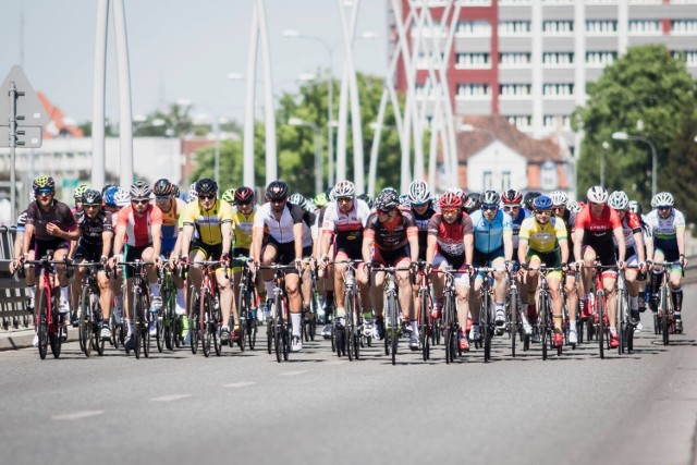 Wielkie święto kolarstwa w Bydgoszczy. Już w najbliższy weekend odbędzie się Enea Bydgoszcz Cycling Challenge. Organizatorzy przygotowali atrakcje zarówno dla dorosłych, jak i dzieci. W ścisłym centrum mogą wystąpić utrudnienia w ruchu.