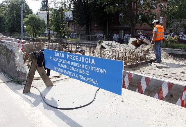 Zapraszamy także do obejrzenia zdjęć z początku remontu