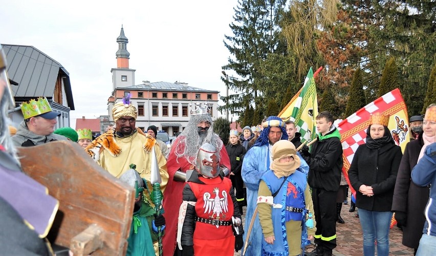 Barwny Orszak Trzech Króli oraz koncert kolęd i pastorałek w Wojsławicach. Zobacz zdjęcia