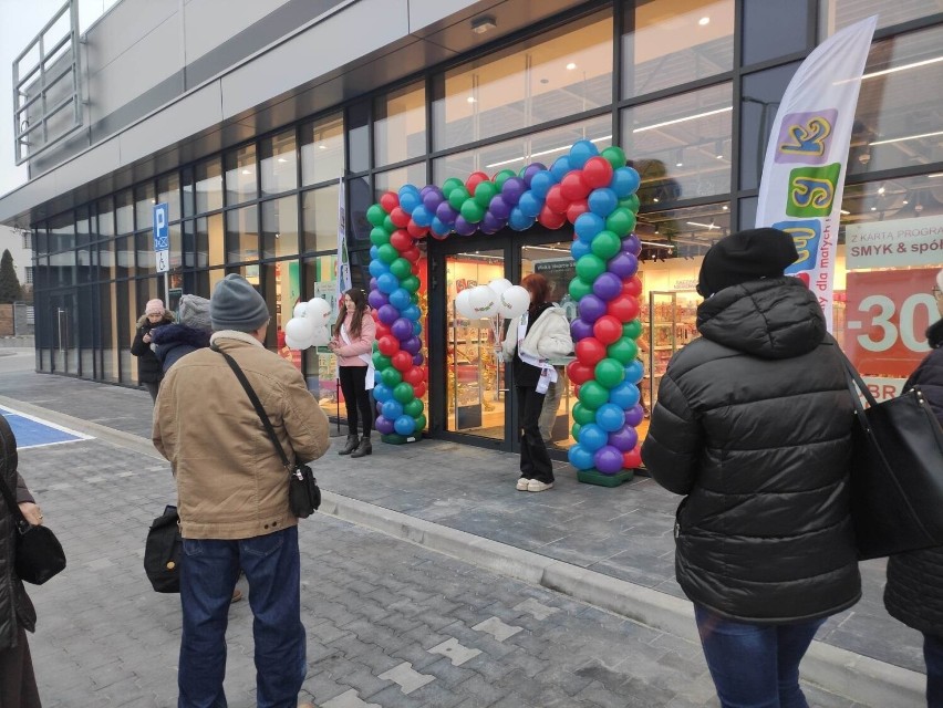 W piątek 2 grudnia został otwarty nowe sklep sieci Smyk w...