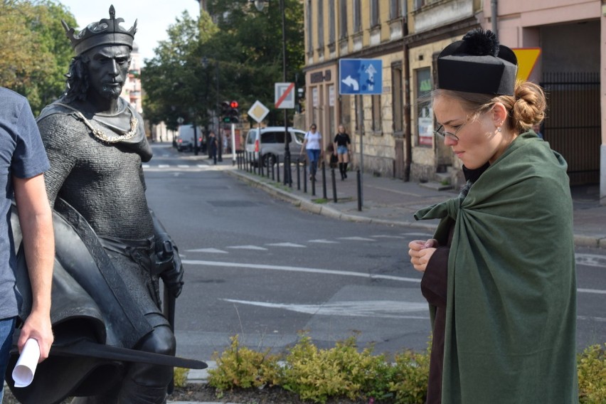 Uczniowie II LO nagrywają filmy o historii Gniezna