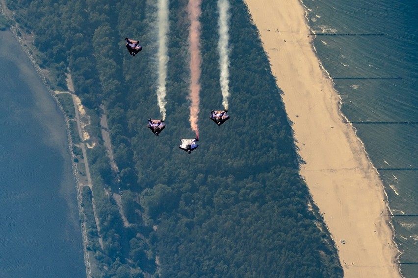 Maja Kuczyńska i Red Bull Team przelecieli nad Zatoką Pucką...
