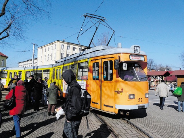 Popularna wśród zgierzan linia tramwajowa 46 jest zagrożona likwidacją, bo po Łodzi ma jeździć tylko MPK.