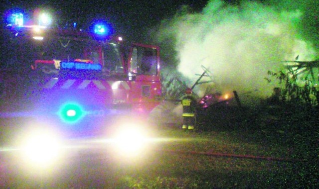 Blisko sześć godzin strażacy gasili stodołę w Korytnicy