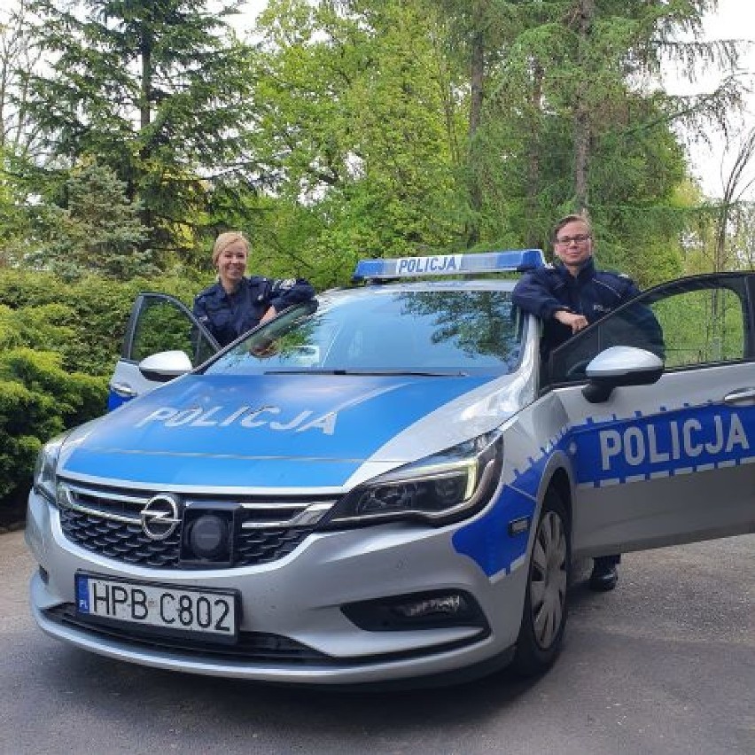 Syców: Dwie policjantki w czasie wolnym od służby pomogły poszkodowanym w wypadku