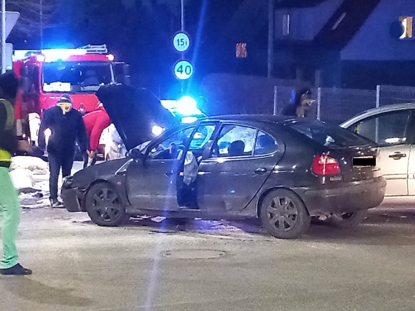 Wypadek przy zjeździe z Europejki na Piaskowej Górze w Wałbrzychu. Zdjęcia