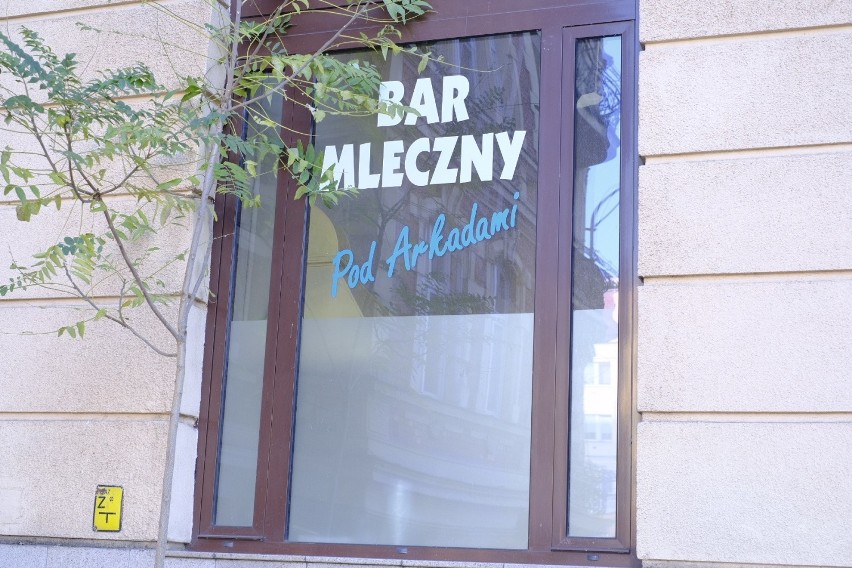 Bar Mleczny "Pod Arkadami" istnieje od ponad 45 lat....