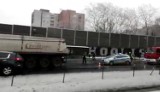 Katowice: Wypadek w Giszowcu na DK86. Matka z dzieckiem w szpitalu [ZDJĘCIA, WIDEO]