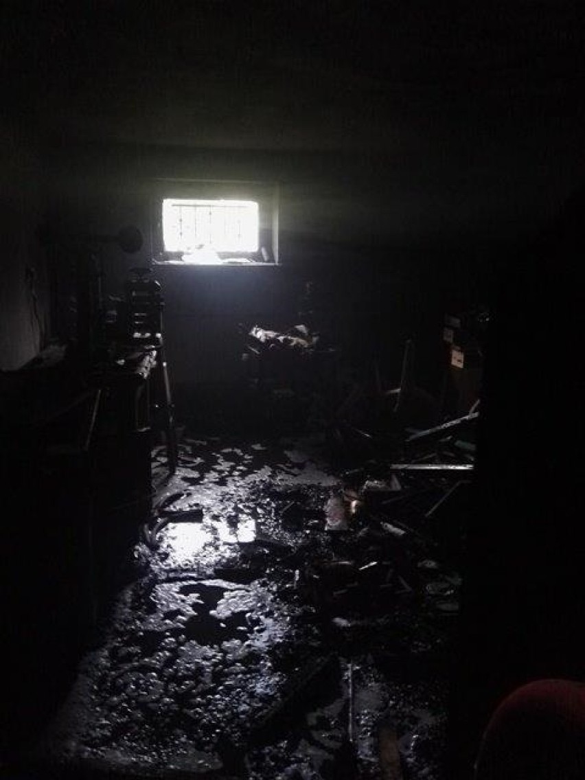 Pożar w budynku jednorodzinnym na ulicy Karbowiaka w Krotoszynie [ZDJĘCIA]