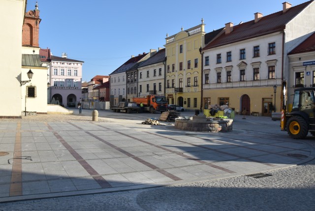 Tarnowski Rynek był w remoncie od maja 2019 roku. Prace prowadzone były etapami