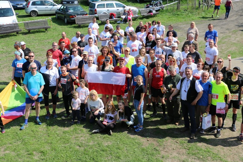 W Gniewkowie pobiegli dla Polski w Biało-Czerwonym Biegu [zdjęcia] 