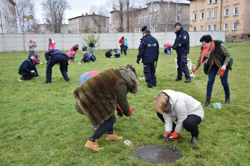 W Boguszowie-Gorcach odbył się happening związany z profilaktyką antyalkoholową