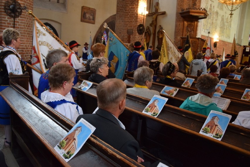 Chojnice. XXI Światowy Zjazd Kaszubów - msza święta i rozpoczęcie zjazdu