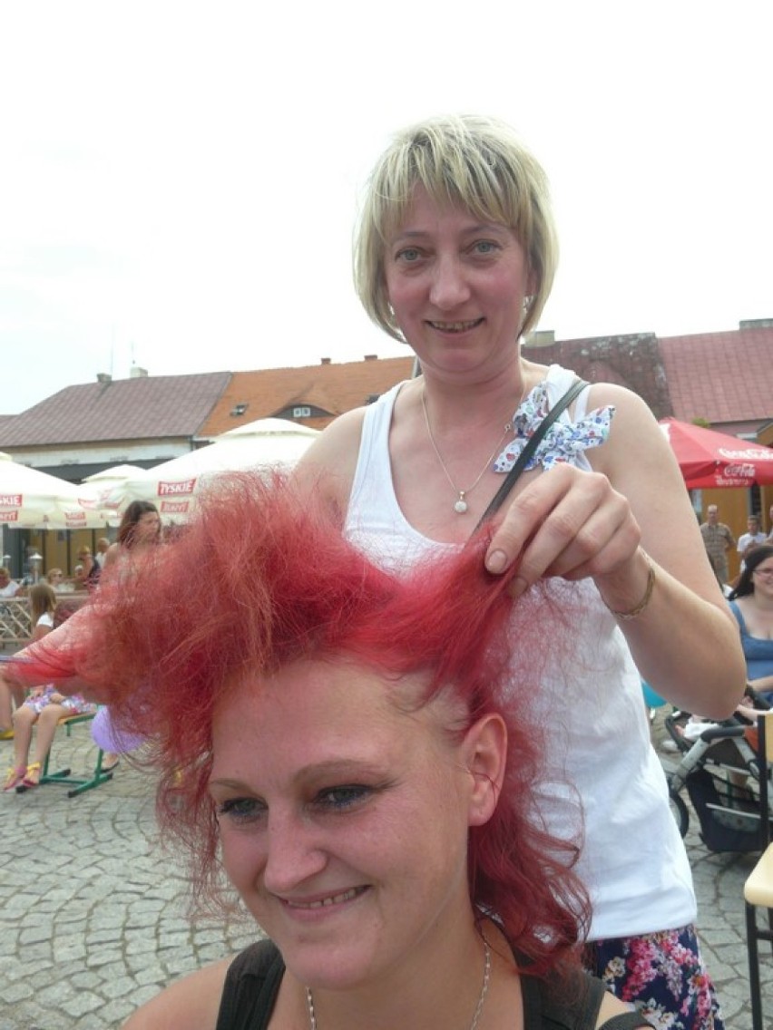 Open Hair 2015. Czesanie na Rynku. Było kreatywnie i...