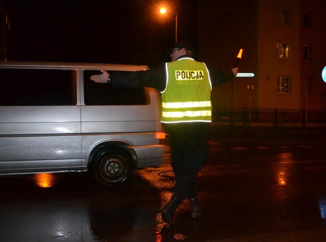 Skrzyżowanie ul. Sikorskiego i Kraszewskiego. Tu ford zderzył się z mercedesem.