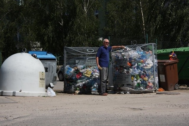 Pojemniki do zbierania plastiku w Koninie